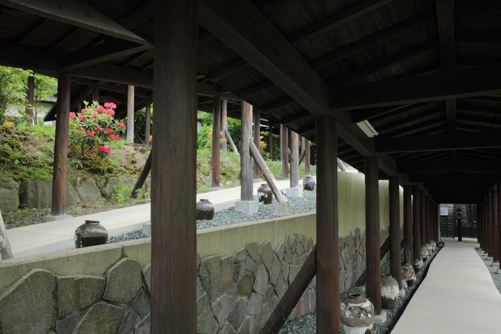 Hotel Tawarayama Onsen Ryokan Minawa Minamiaso Exterior foto